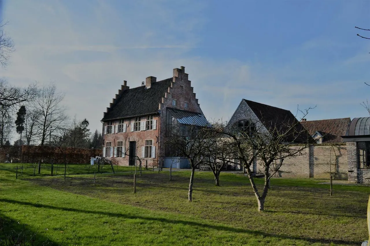 Bed & Breakfast B&B Bij Moemee Ghent