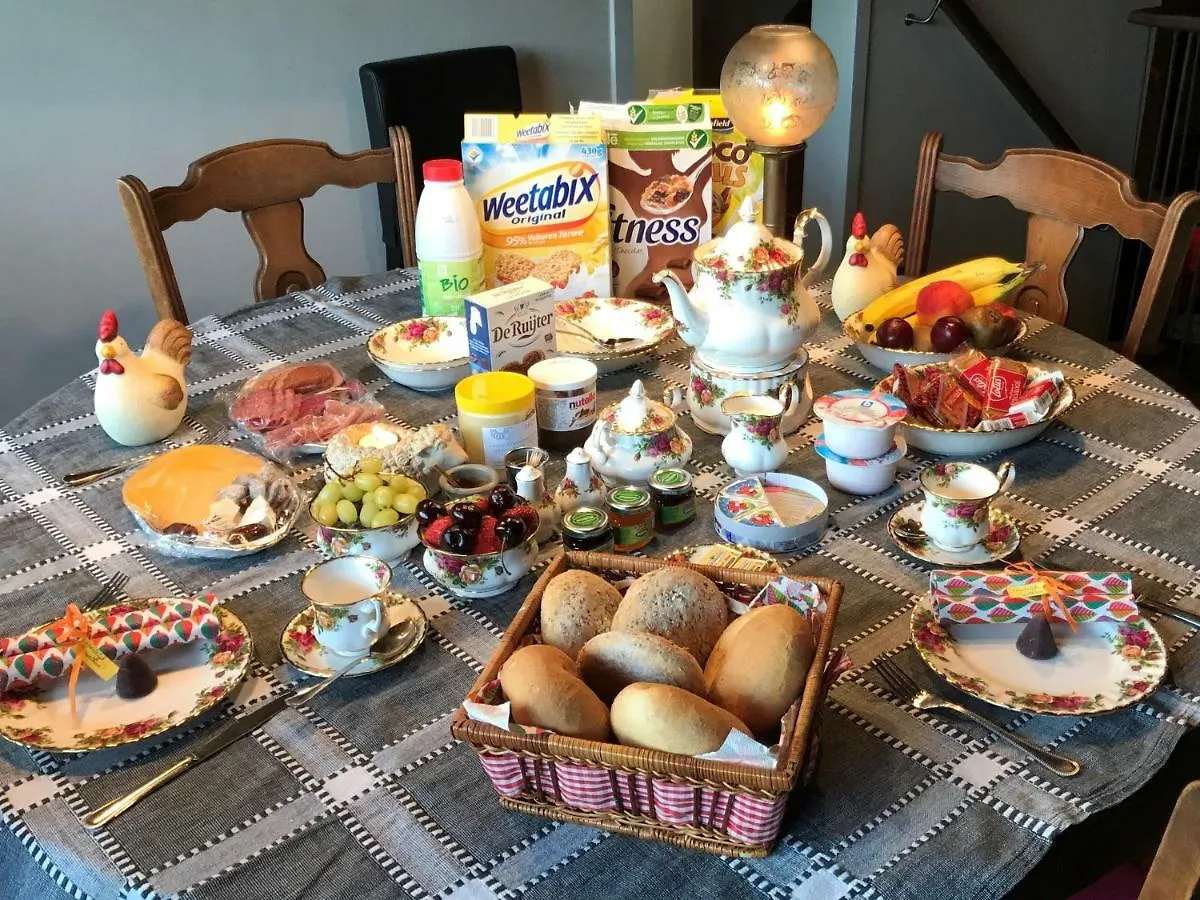 Bed & Breakfast B&B Bij Moemee Ghent Belgium